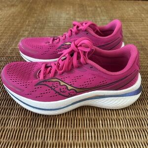 Saucony Women's Fuchsia Athletic Shoes